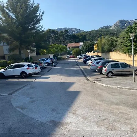 T3 équipé Calme Avec Prairie Et Parking Apartamento Tolón