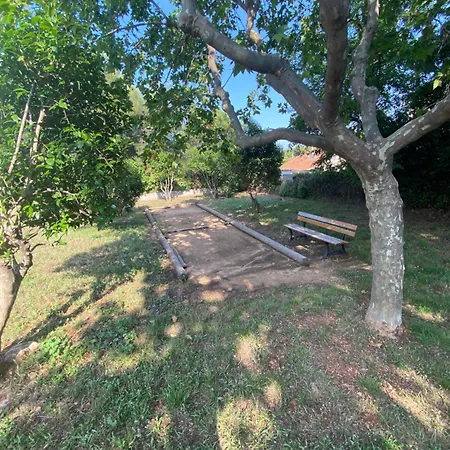 Apartamento T3 équipé Calme Avec Prairie Et Parking