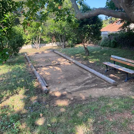 T3 équipé Calme Avec Prairie Et Parking * Tolón