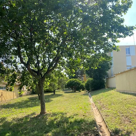 T3 équipé Calme Avec Prairie Et Parking Apartamento Tolón